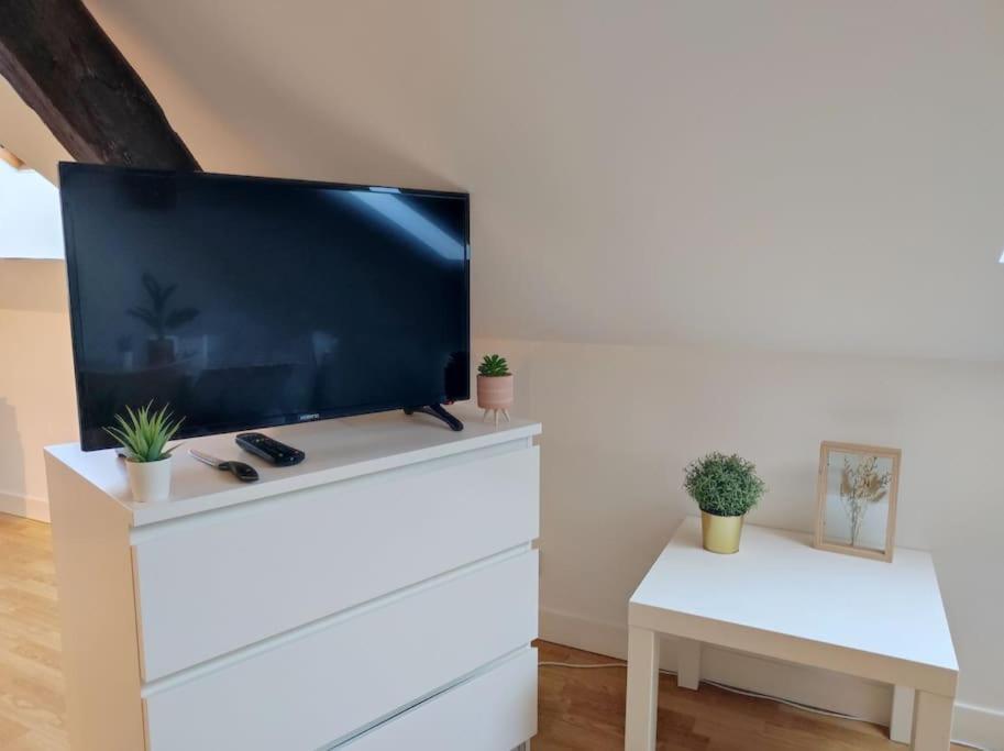 Paisible Duplex Au Centre-Ville Le Mans Kültér fotó